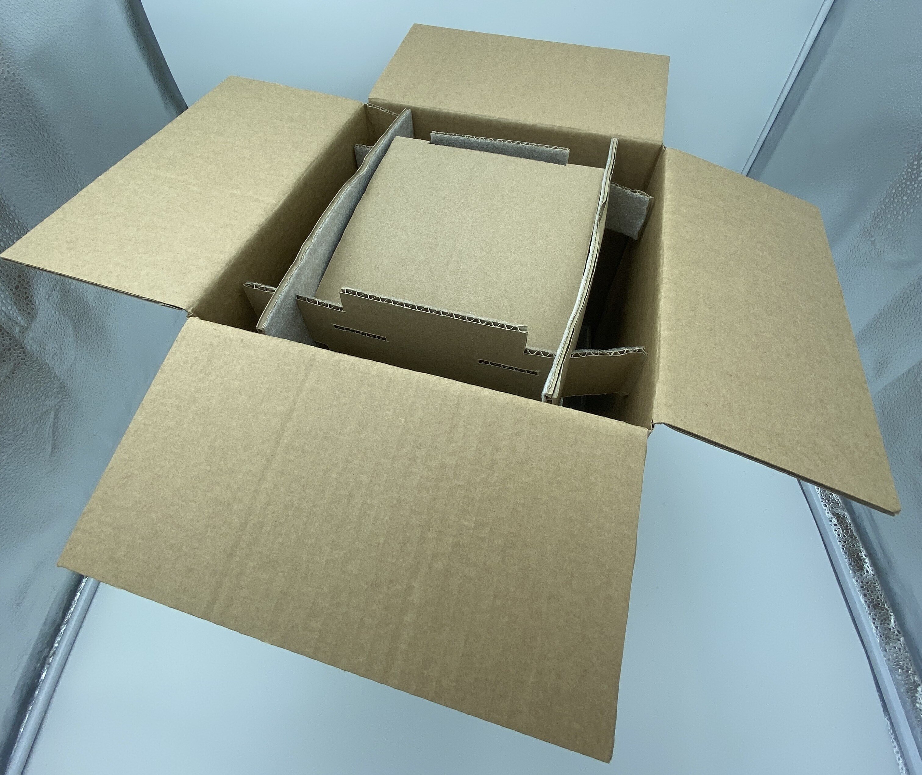 Non-abrasive boxes